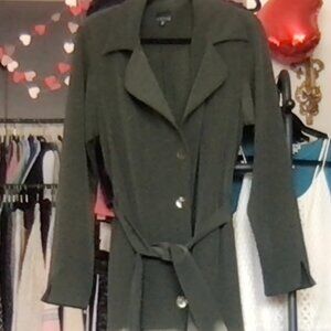Lightweight Trench coat